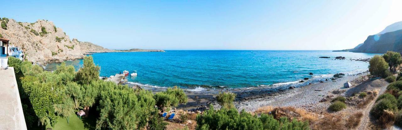 Taverna Akrogiali Loutro Bagian luar foto